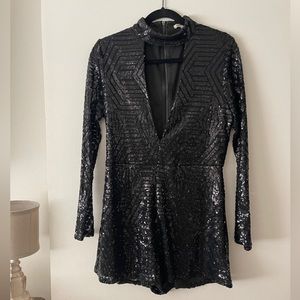 Sequin long-sleeved romper | Size: L